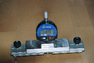 Micromess-Prüfgerät zur Messung von Verformungen von Fußbodenelementen